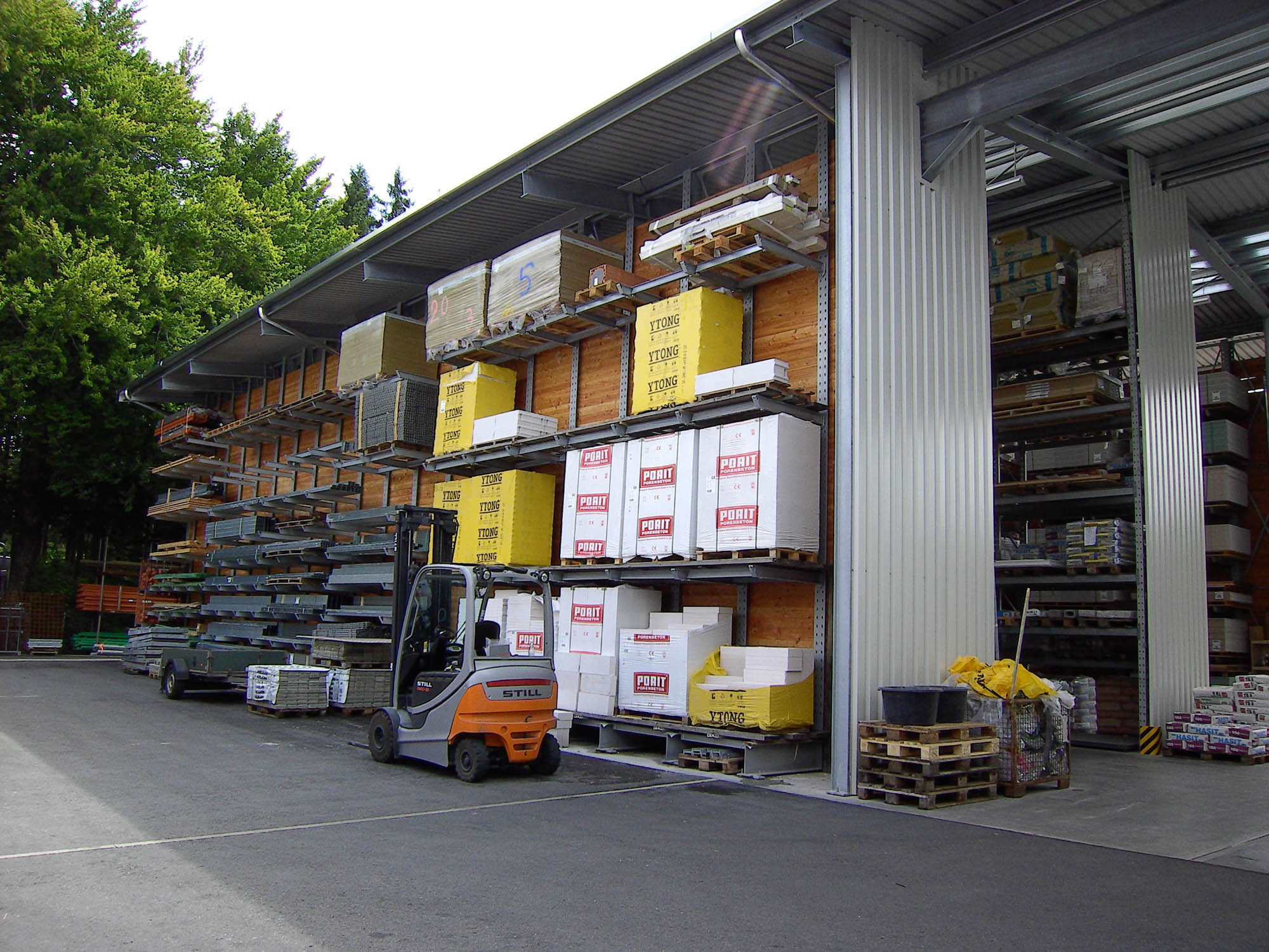 rack-clad warehouse, building industry