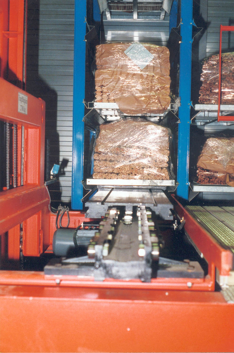 automatic warehouse, stacker crane