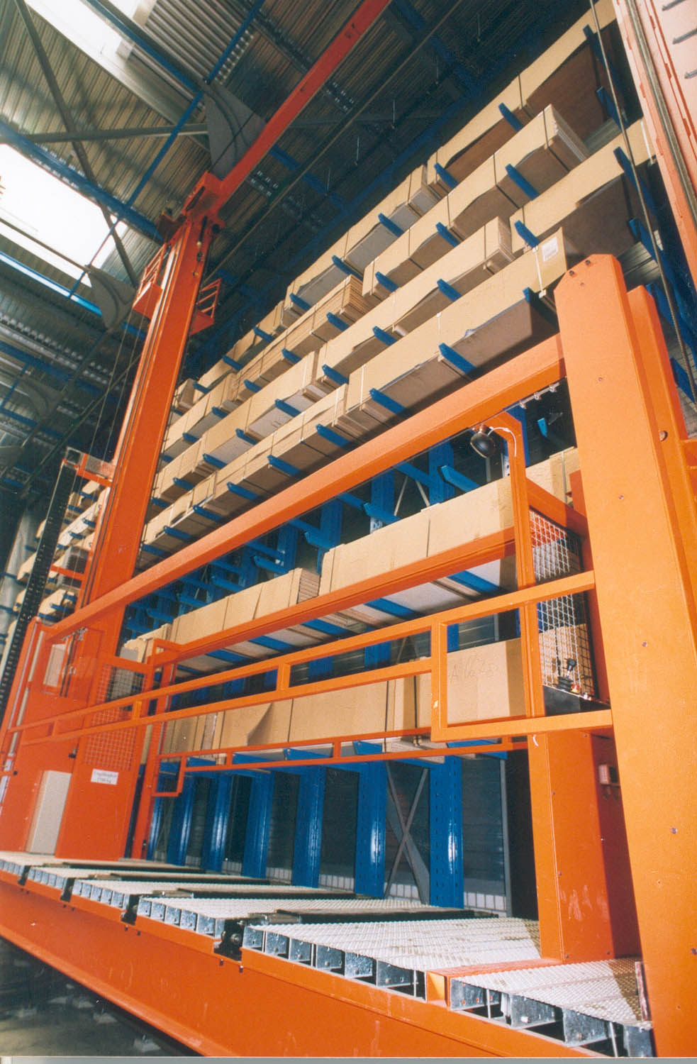 automatic warehouse, stacker crane