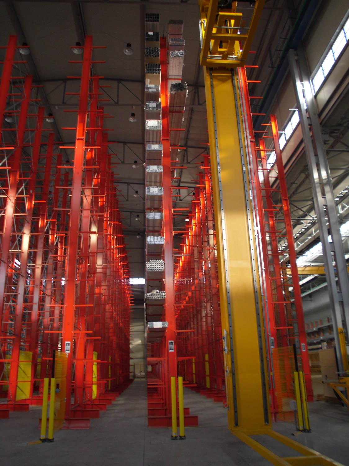 cantilever racking, storage of aluminium