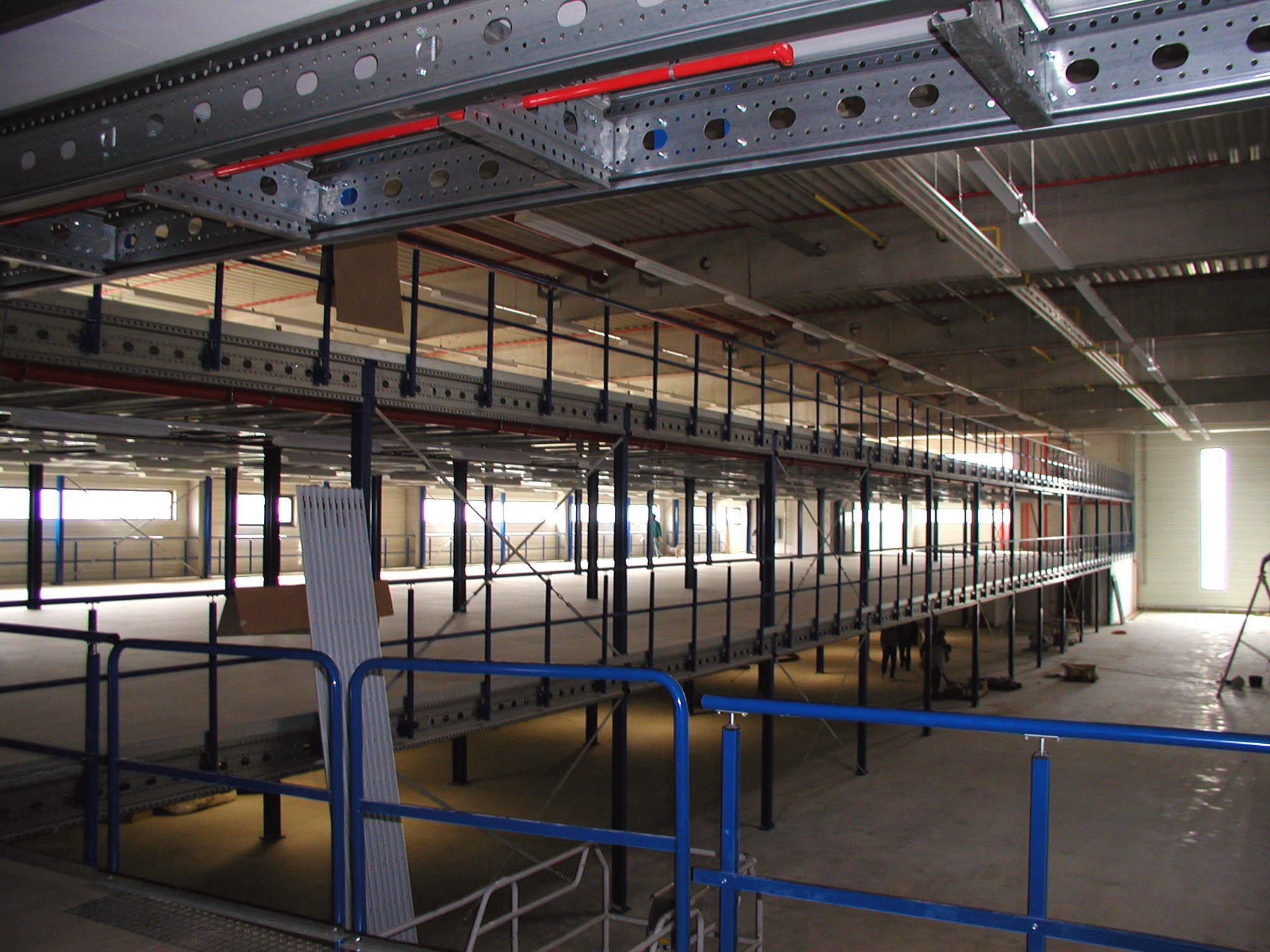 mezzanine floor for heavy loads, storage platform